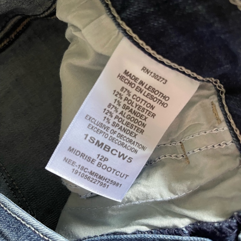 Lee Riders Midrise Boot Cut - Picture 3 of 5